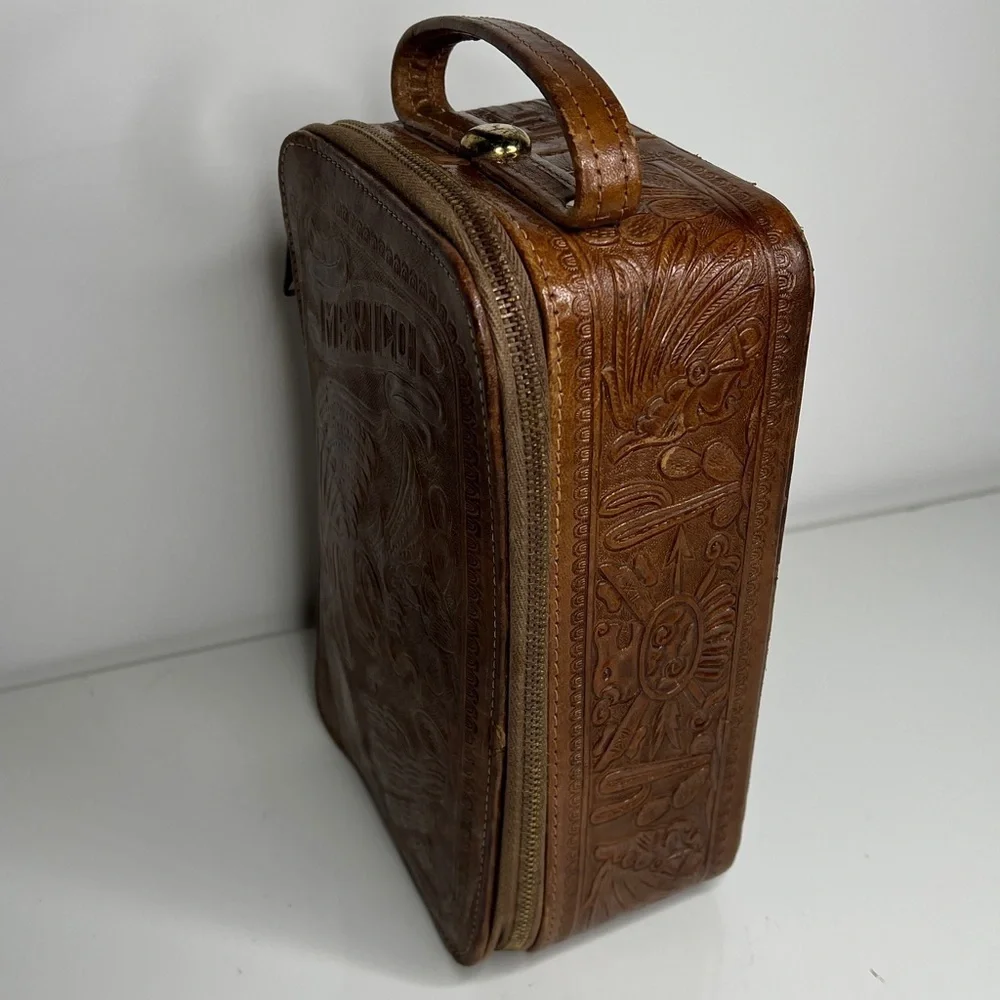 Vintage Mexico Hand Tooled Leather Toiletry Dopp Bag Clutch Handle Bag